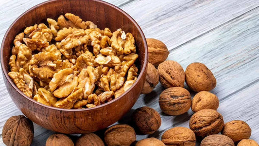 6 Proven Health Benefits of Eating Walnuts on an Empty Stomach
